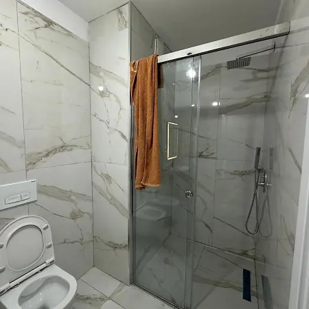 Relux Tirana